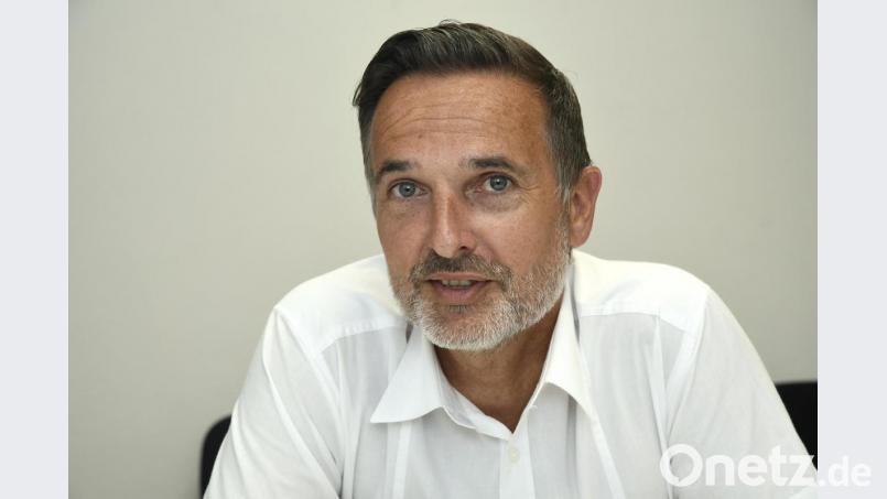 Wolfgang Meier hat den kürzesten Dienstweg zu Oberbürgermeister Michael Cerny. Bild: Petra Hartl