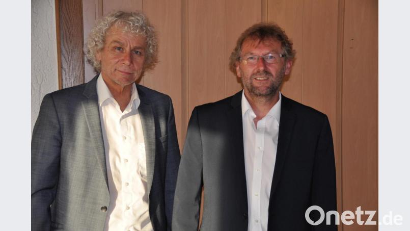 Landrat Wolfgang Lippert (links), sieht in Bürgermeisterkandidat Hermann Schraml eine „richtig gute Option“. Bild: ak