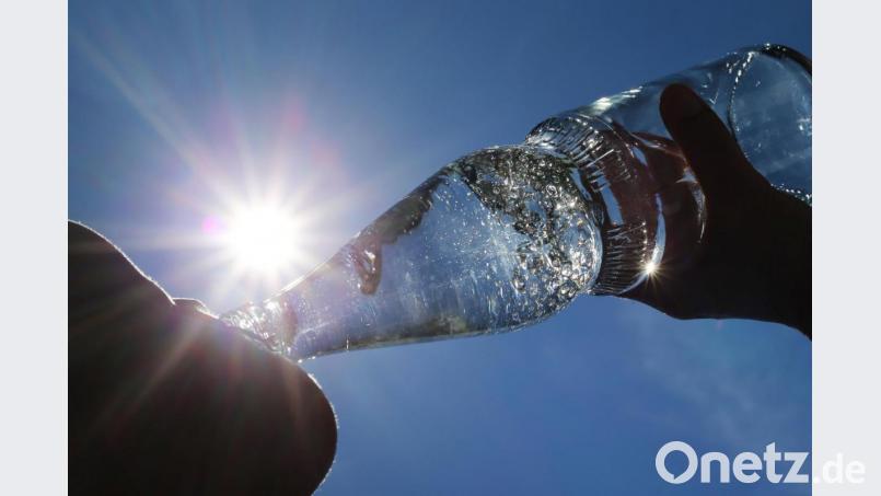 Nicht vergessen: Bei Hitze muss ausreichend Wasser getrunken werden! Bild: Karl-Josef Hildenbrand