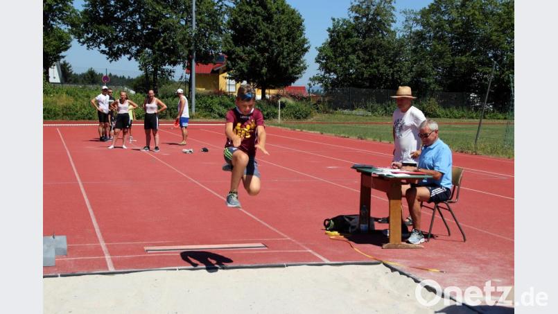 Die Disziplin Weitsprung gehört auch zum Deutschen Sportabzeichen. Bild: jma