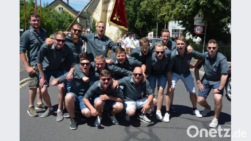 Gute Laune hatten die Mitglieder des Burschenvereins Bonefeld (Landkreis Neuwied/Rheinland-Pfalz) mitgebracht. Bild: jr