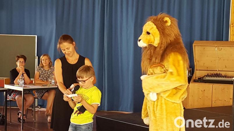 Vorlesewettbewerb bei der Markgraf-Diepold-Schule in Waldsassen. Bild: exb