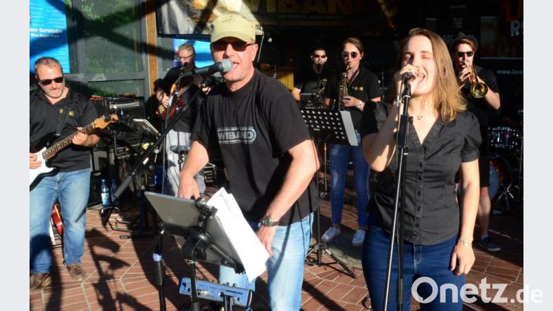 Die Gruppe "Wiband" spielt Rock, Blues- und Funk-Knaller. Bild: Kunz