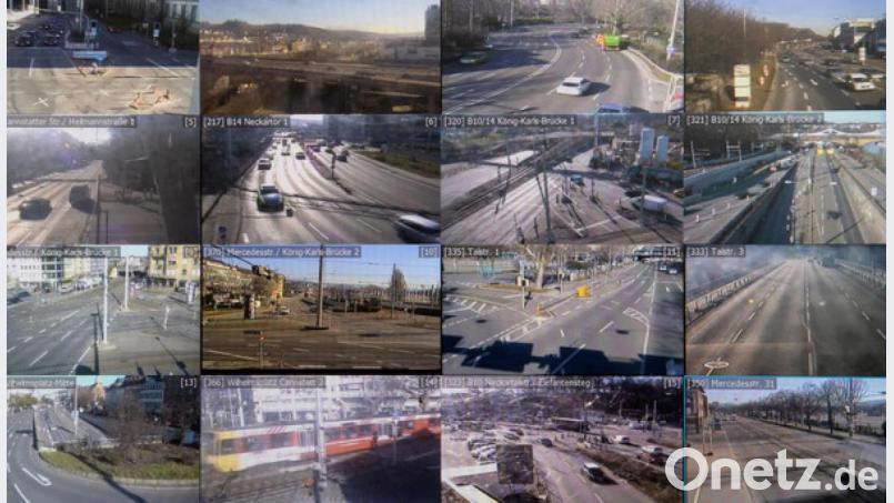 Bilder diverser Verkehrsüberwachungskamera sind nach der Unterzeichnung der Abschlusserklärung des &quot;Bündnis für Luftreinhaltung&quot; in der Verkehrsleitzentrale Stuttgart auf einem Monitor zu sehen. Das «Bündnis für Luftreinhaltung» will die drohende Ausweitung der Diesel-Fahrverbote in Stuttgart möglichst noch abwenden. Bild: Marijan Murat/dpa