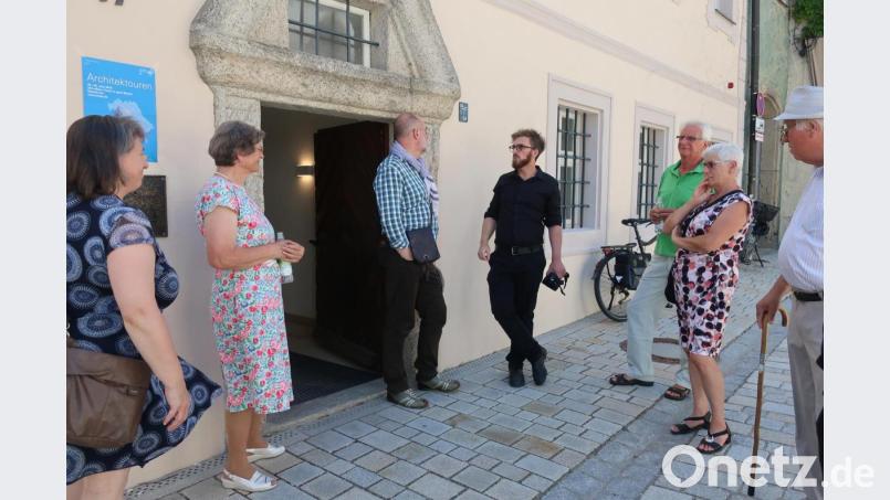 Die "Alte Fronfeste" wurde mit Millionenaufwand saniert und soll wieder mit neuem Leben erfüllt werden. Bild: rhi