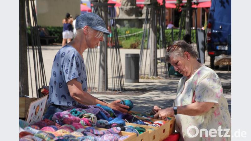 Angeboten wurde auch ein breites Woll-Sortiment. Bild: kro