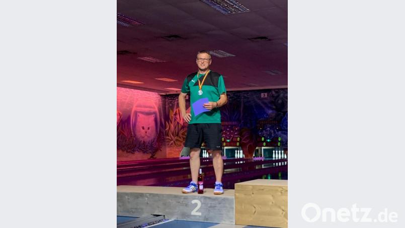 Einen großen Erfolg konnte Thomas Schmidt mit der Vizemeisterschaft bei den Deutschen Titelkämpfen für die Senioren A im Kegeln feiern. Bild: adj