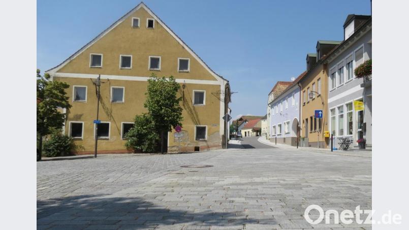 Nach der Erneuerung der Ortsdurchfahrt sind nun auch private Hausbesitzer im Ortskern gefordert, in ihre Anwesen zu investieren. Bild: kö
