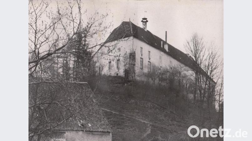 Stolz präsentierte sich die alte Brauerei um 1920 auf dem Schlossberg. Repro: gi
