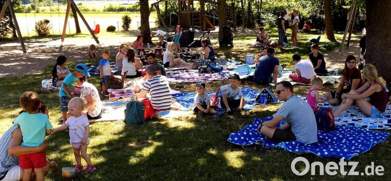 Bild: zer
Ein Picknick im Garten zum Kennenlernen Bild: zer