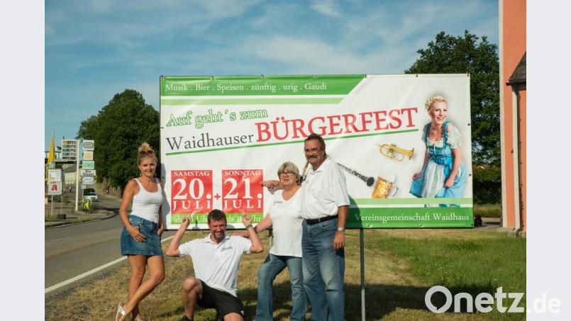 Der neue Vorstand des Vereinskartells um (von links) Tamara und Tobias Kirner sowie Gerlinde und Detlef König mischen das Bürgerfest nach einem Jahr Pause gehörig auf. Bild: fjo