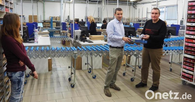„Puzzle &amp; Play“-Unternehmensgründer Norbert Weig (rechts) zusammen mit Produktionsleiter Christian Schramek. Bild: Bühner