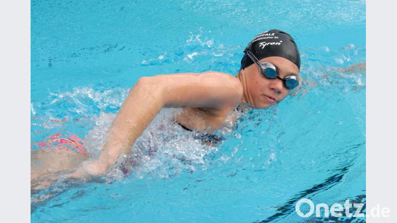 Carina Bönisch löste über 100 Meter Freistil buchstäblich im letzten Moment das Ticket für die bayerischen Jugendmeisterschaften. Bild: gb