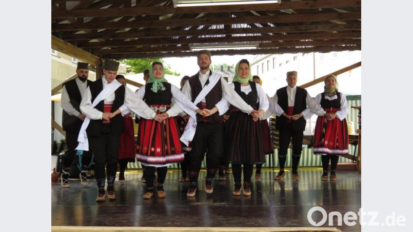 Serbische Folklore am Bürgerfest Waldsassen Bild: ubb