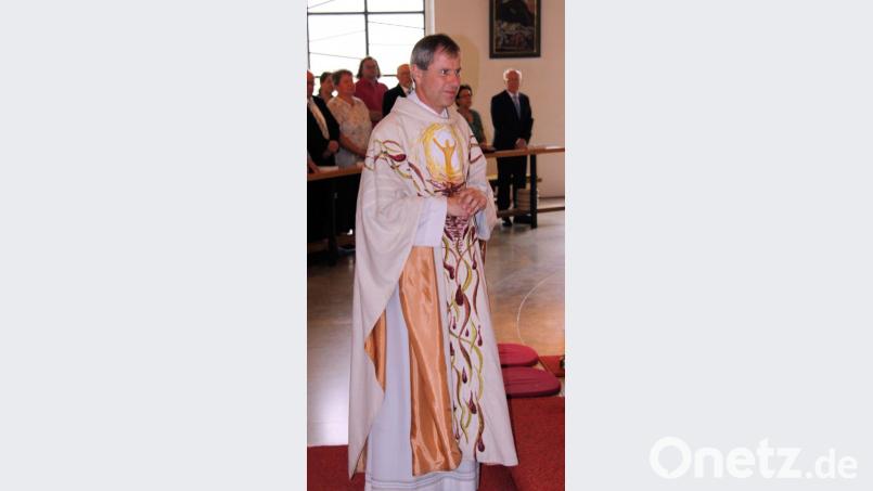 Pfarrer Sulzer feirt sein 25jähriges Priesterjubiläum Bild: bjo