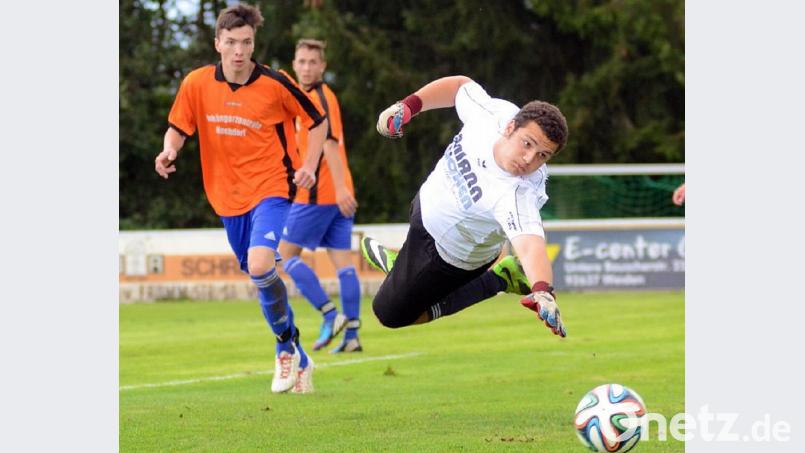 Und los geht’s: In allen B-Klassen des Fußball-Kreises Amberg/Weiden wird ab der Ende Juli beginnenden Saison der Modus „9 gegen 9“ angewendet. Archivbild: lst Bild: lst