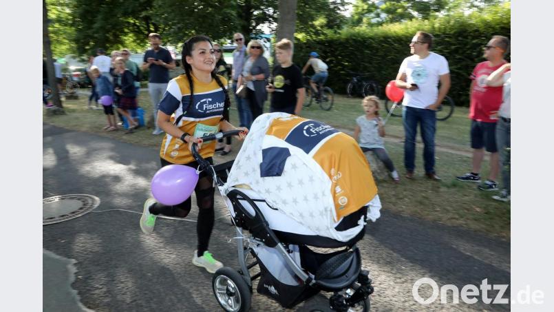 Unser Bild des Tages: Mama-Power beim 11. Amberg-Sulzbacher Firmenlauf Bild: Wolfgang Steinbacher