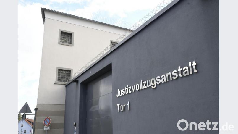 Der Großteil der 562 Häftlinge der Justizvollzugsanstalt Amberg verbüßt im sogenannten „Regelvollzug“ Freiheitsstrafen bis zu sechs Jahren. Bild: Petra Hartl
