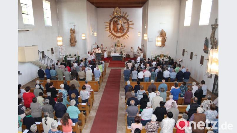 Voll besetzt war die Trischinger Kirche. Bild: ral