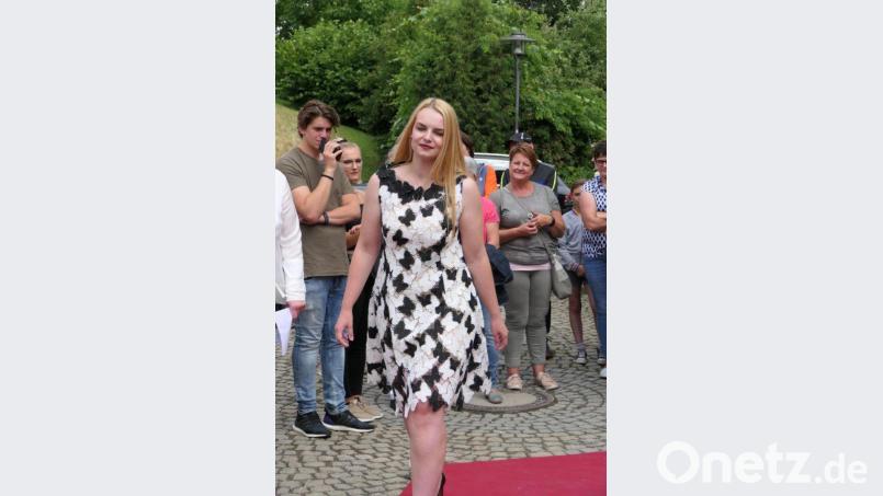 Cocktailkleid aus Spitze. Bild: ils