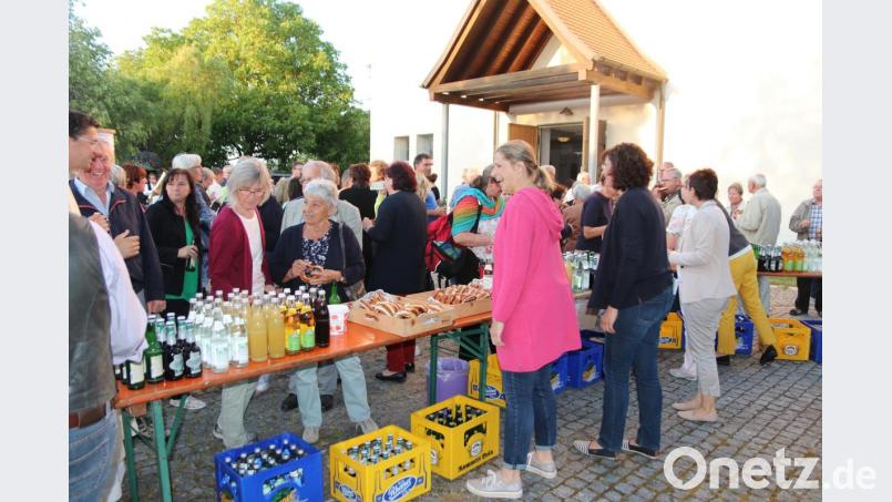 Brezen und Getränke gab es im Anschluss Bild: ral