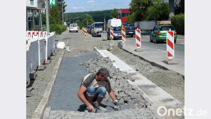 Die Bauarbeiten in der Egerer Straße dauern voraussichtlich noch bis Mitte/Ende August an. Bild: kgg