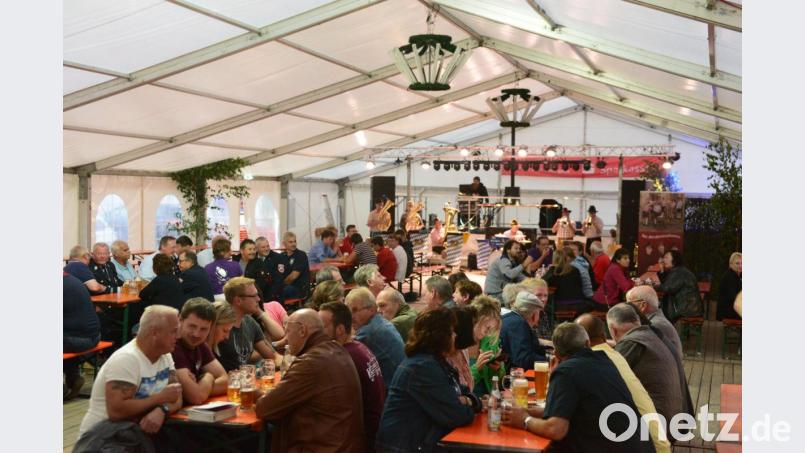 Am Freitagabend eröffneten die &quot;Straßenmusikanten&quot; aus Moosbach das Festwochenende des Kulturkreises Pleystein. Bild: bey