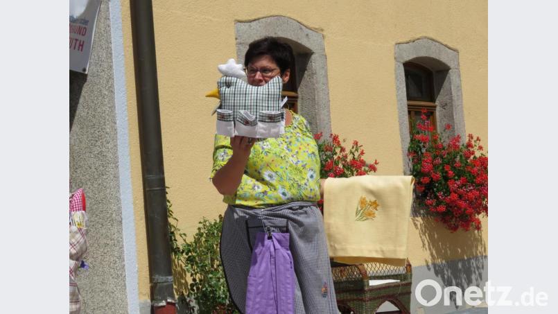 Eine Henne zum Eierwärmen. Bild: ubb