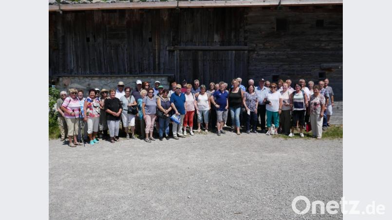 Einen Tagesausflug unternahm der BVS-Reha-Sportverein Waldsassen zum oberbayerischen Schliersee. Höhepunkt war dabei der Besuch des Bauernmuseums von Markus Wasmeier. Bild: exb