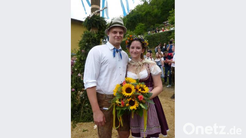 Das Oberkirwapaar Sabrina Mesevic und Nico Klöpfel. Bild: fm