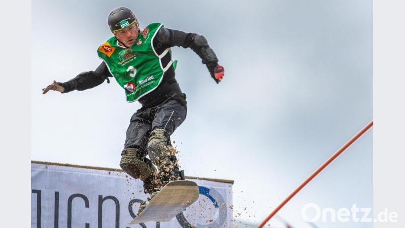 Bernhard Hornek beim Sprung Bild: chl
