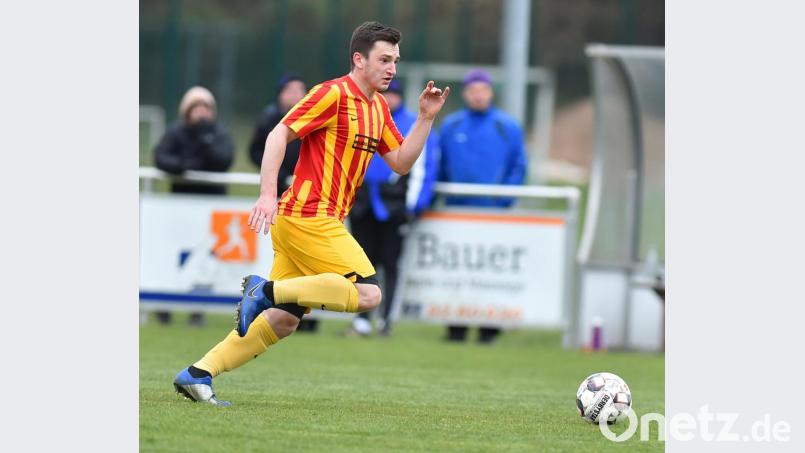 Für einige Spieler der SV Grafenwöhr wie Patryk Bytomski gibt es im Derby ein Wiedersehen mit dem alten Verein. Der eine oder andere Grafenwöhrer hat bereits das schwarz-blaue Trikot getragen. Bild: A. Schwarzmeier