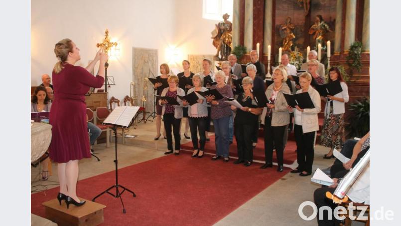 Die Musiker gestalten das Konzert passend zum Thema &quot;Himmel und Erde&quot;. Bild: sne