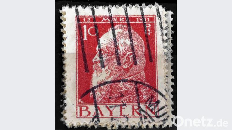 Eine Briefmarke zum 90. Geburtstag von Prinzregent Luitpold mit einem Wert von 10 Pfennig. Bild: tr