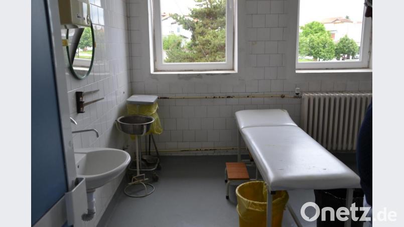 Der Ambulanzraum, in dem die Patienten erstbehandelt werden. Bild: exb