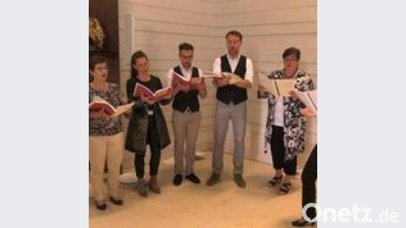 Musikalisch passend umrahmt wurde der Festgottesdienst vom Ensemble &quot;Vocalista ad hoc&quot; aus Erbendorf. Bild: rw