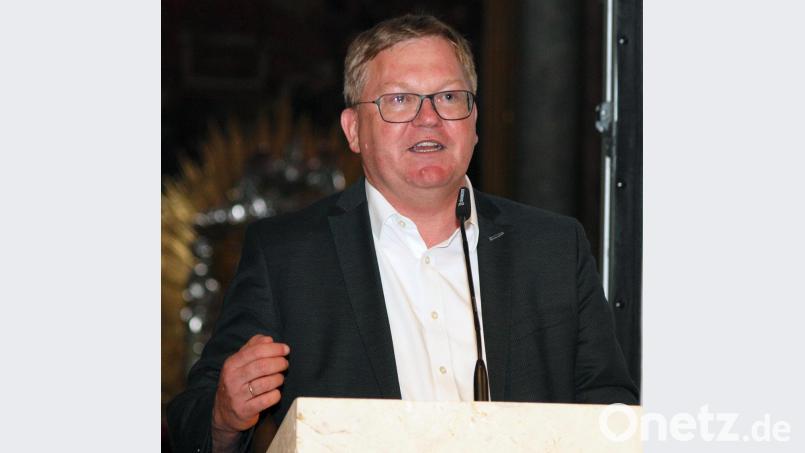 Dass Toleranz und echte Mitmenschlichkeit aufzubringen gerade auch für den politischen Alltag gelten sollte, betonte Ambergs Oberbürgermeister Michael Cerny. Bild: sön