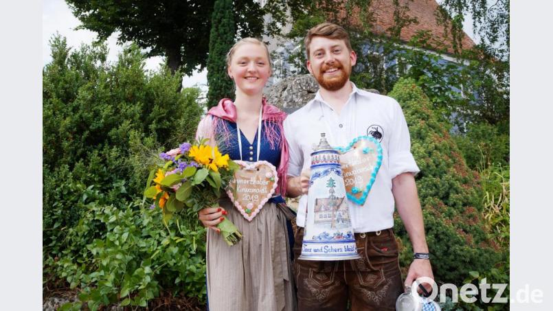 Das Oberkirwapaar 2019: Theresa Hofmann und Tobias Gräml. Bild: oe