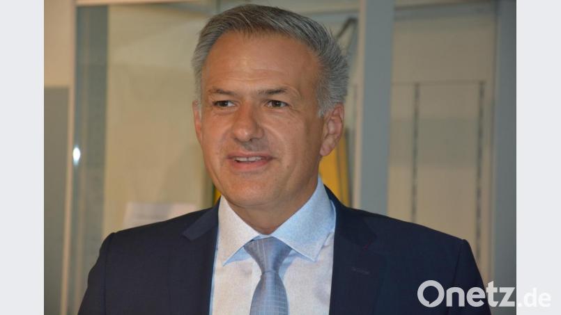 Bürgermeister Roland Grillmeier bei seiner Rede. Bild: jr