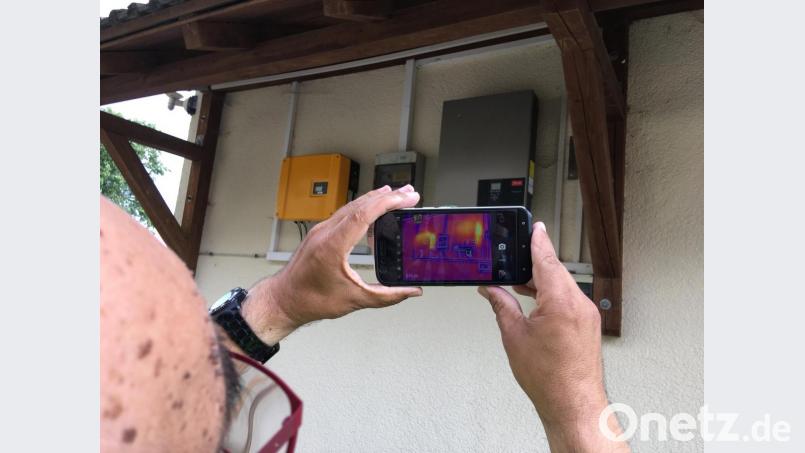 Auch elektrische Geräte sondern Wärme ab. An welcher Stelle? Das verrät das Smartphone. Bild: räd