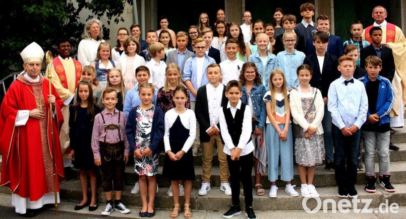 Die Firmlinge haben es geschafft: Sie sind nun im Glauben gefestigt. Bild: R. Kreuzer