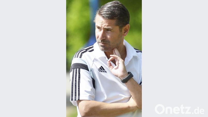 Der Ensdorfer Trainer Christof Schwendner. Bild: Hubert Ziegler