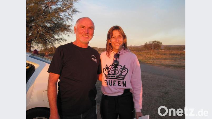Die Sonnenfinsternis hat dafür gesorgt, dass Johann Maunz mit der Argentinierin Martina Macias ins Gespräch kam und schließlich auch fürs Radio interviewt wurde. Bild: exb