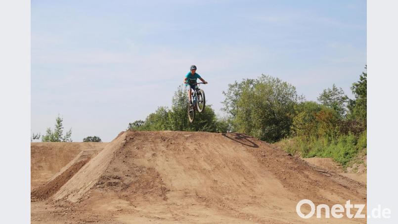 Biker beim Sprung Bild: jma