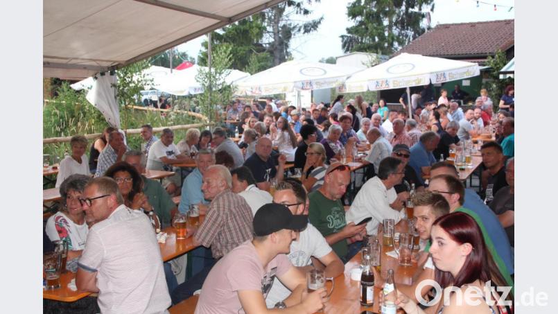 Mächtig was los war am Samstagabend beim Fischerfest. Bild: kro