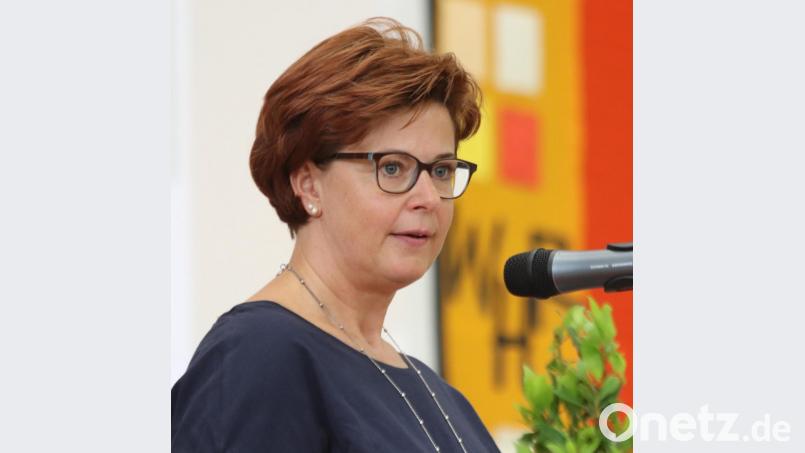 Silke Pirner, die Vorsitzende des Elternbeirates,zieht Vergleiche zwischen Brexit und WHRExit. Bild: mfh