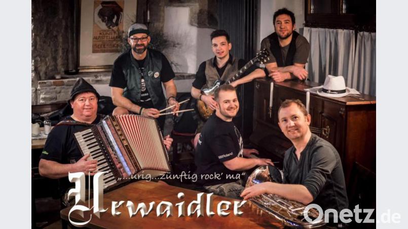 Die „Urwaidler“ rocken die Handballer-Party am 26. Juli zum Auftakt des Turnierwochenendes. Bild: exb