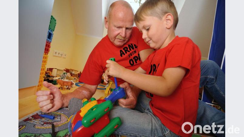 An Regentagen finden sich auch zu Hause jede Menge Möglichkeiten, um Spaß zu haben. Bild: Gerhard Seybert – stock.adobe.com