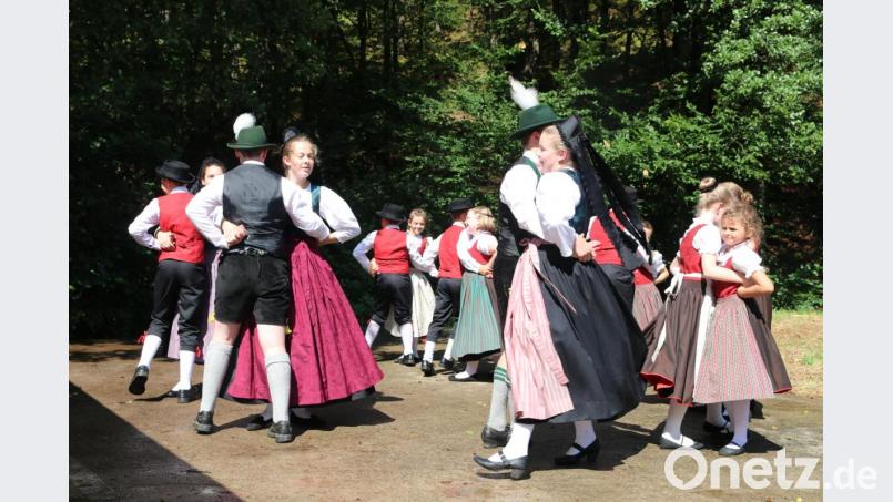 Lange hatte die Trachtenjugend für das Magdalenentalfest geübt. Das Ergebnis konnte sich sehen lassen. Bild: ral