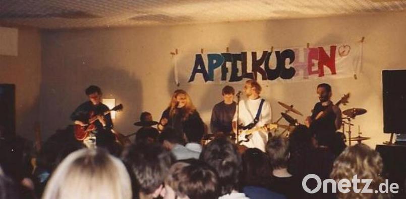 Etwa 1993: Harald Neudert, Uli Ederer, Petra Wurdack, Hirsch Dirscherl, Tschuppy Treml und Bernie Helmstreit (von links). Bild: exb